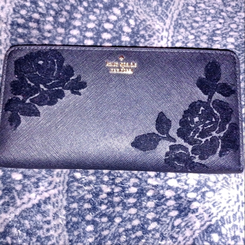 Kate Spade Flock Roses Continental Wallet.